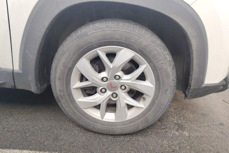 Used Wuling Hongguang S3 2018 1.5L Manual Luxury Model China V Standard
