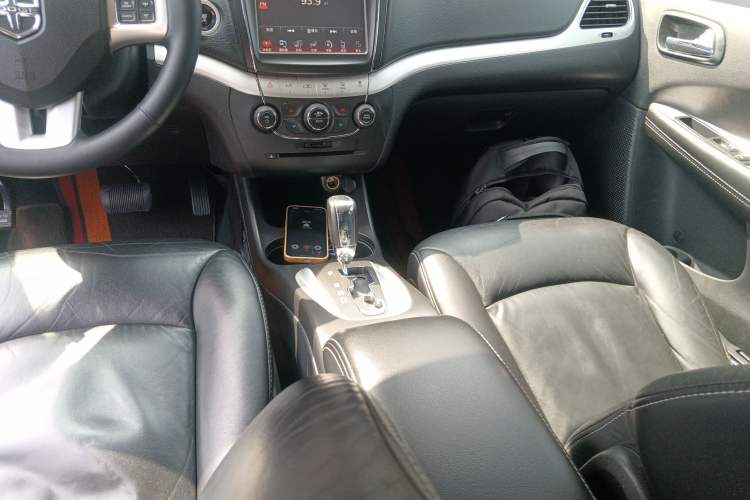 Used Dodge Journey 2015 2.0TD Four-Wheel Drive Luxury Edition