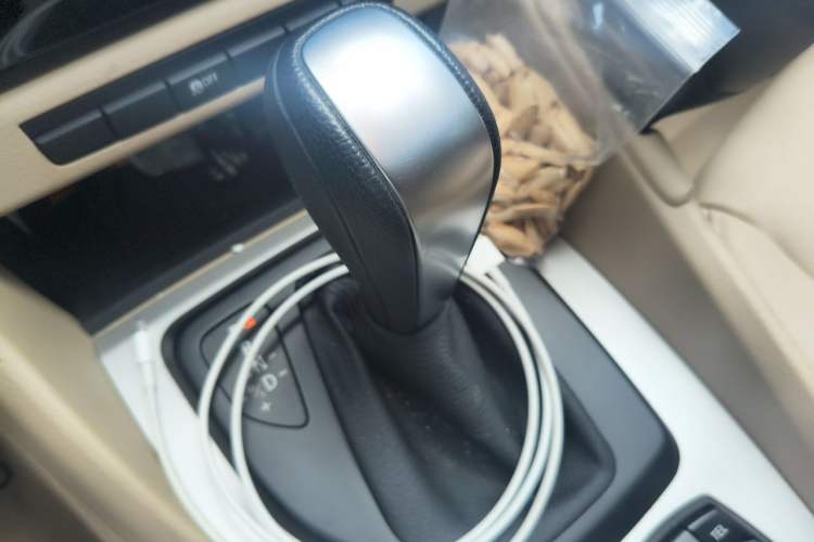 Used BMW X1 2012 sDrive18i Luxury Edition
