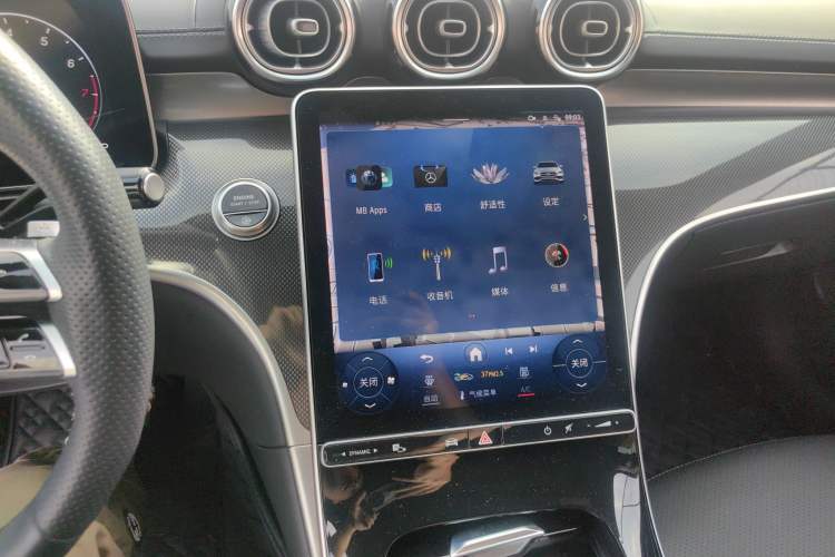 Used Mercedes-Benz C-Class 2023 Restyled C 260 L Sport Edition Audio And AC Panel