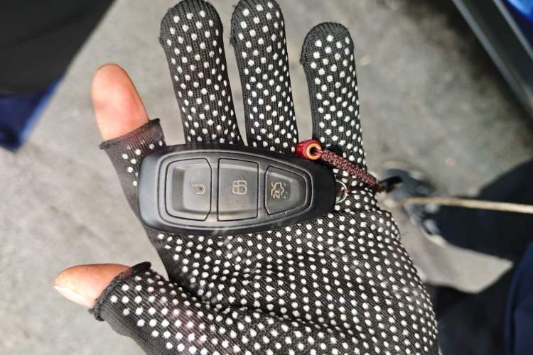 Used Ford Kuga 2017 EcoBoost 180 Two-Wheel-Drive Luxury Wing Edition
