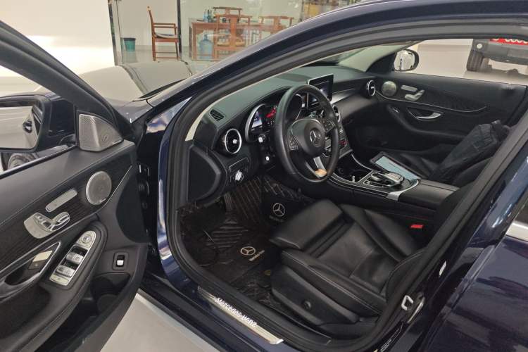 Used Mercedes-Benz C-Class 2015 C 200 L 4MATIC Sport Edition
