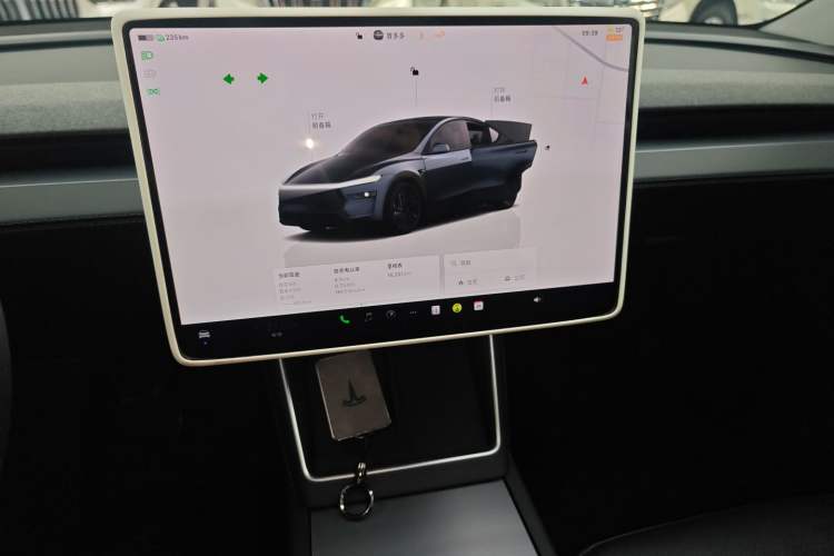 Used Tesla Model Y 2025 Rear-Wheel-Drive Version Audio And AC Panel