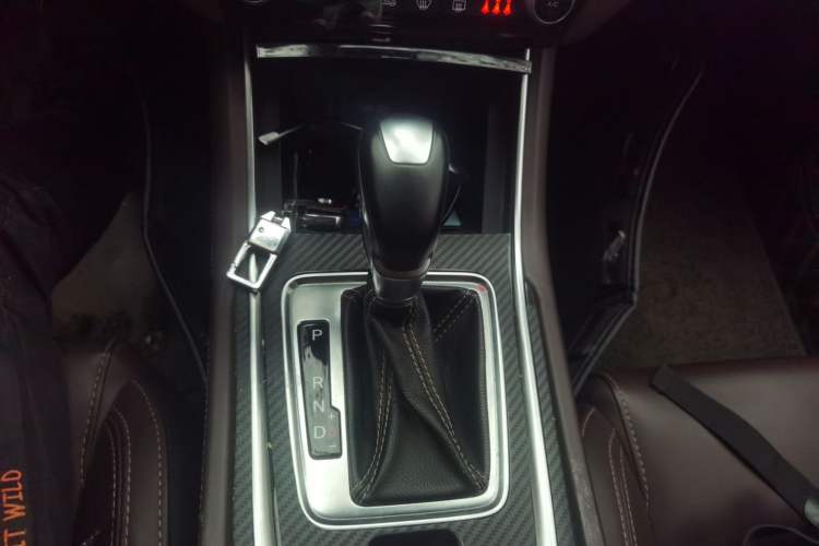 Used CHANGAN Eado 2018 High-Energy Edition 1.6L GDI Automatic Zhenfeng Model China V Standard
