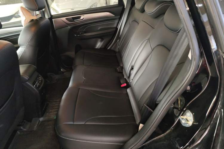 Used Haval M6 2021 PLUS 1.5T DCT Comfort Edition