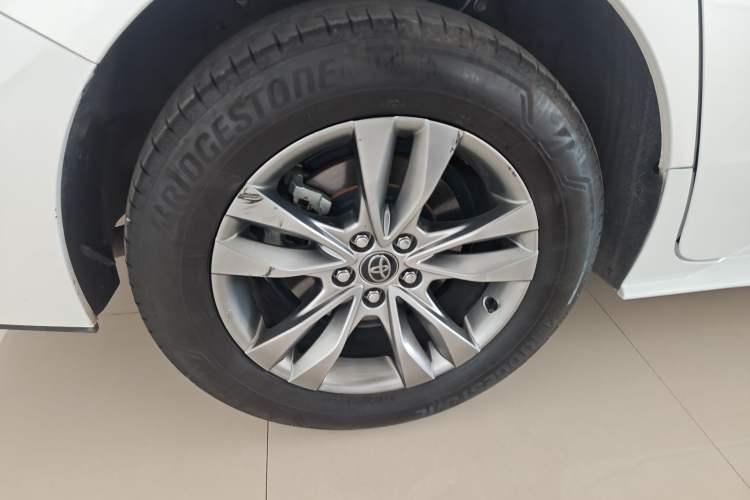 Used Toyota SIENNA 2024 2.5L Hybrid Comfort Edition