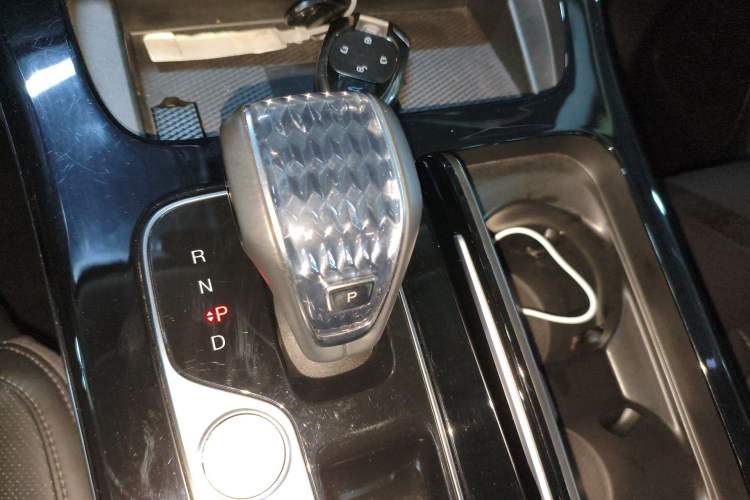 Used GAC Trumpchi M8 2024 Master Series 400T Ultimate Edition Gear Lever