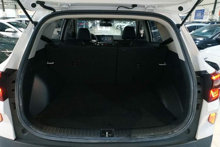 Used Kia KX3 2021 1.5L CVT Trend Edition Trunk