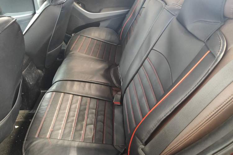 Used Hyundai Elantra (5th Generation / Langdong) 2015 1.6L Automatic Leading Model Left Rear Seat