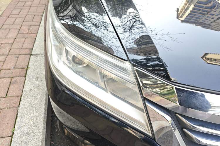 Used Honda Crider 2013 1.8L automatic luxury edition
