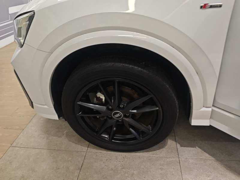Used Audi Q2L 2022 35 TFSI Progressive Dynamic Edition — 22