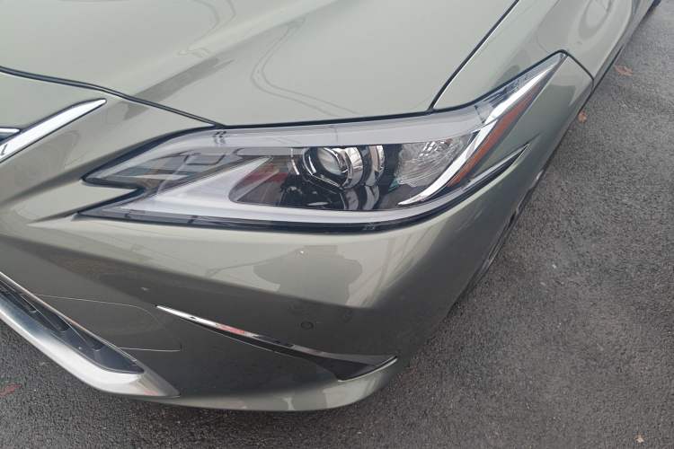 Used Lexus ES 2022 200 Excellence Edition