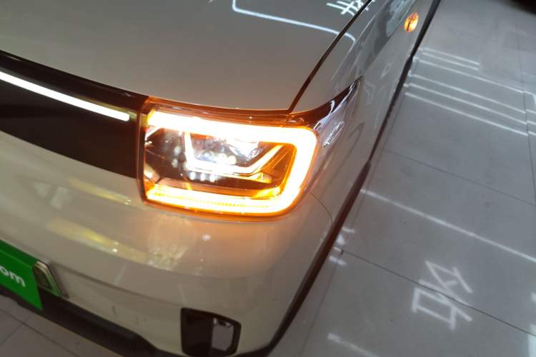 Used Wuling Hongguang MINIEV 2022 GAMEBOY 200km Gaming Edition with Lithium Iron Phosphate