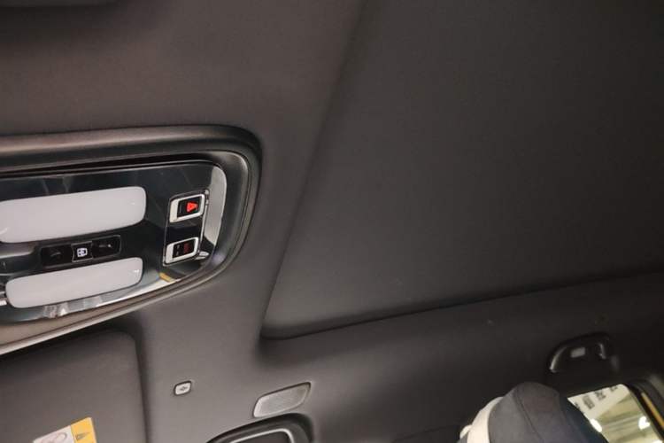 Used Deepal G318 2025 Worry-Free Adventure Edition Four-Wheel Drive Secret Realm Version
