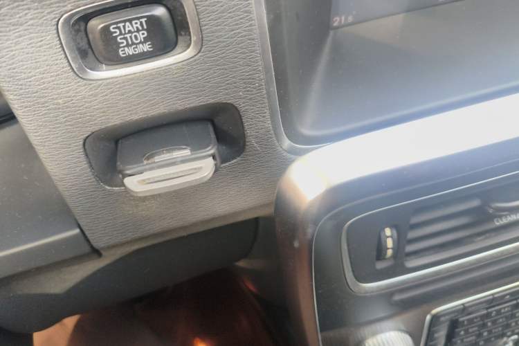 Used Volvo S60 2017 S60L T3 Smart Upgrade Edition Vehicle Key