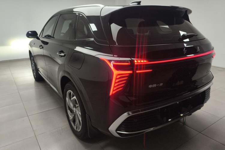 Used Hongqi HS3 PHEV 2024 PHEV 115km Jingwei Edition Rear Left 45 Deg