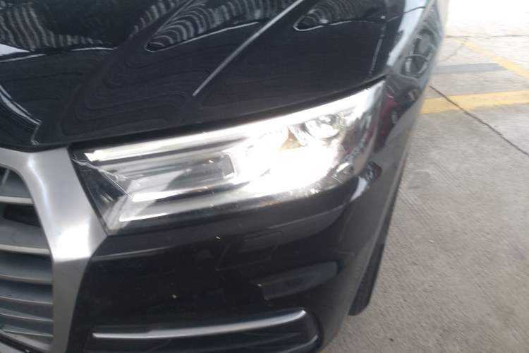 Used Audi Q5L 2018 40 TFSI Prestige Edition China VI Emission Standard
