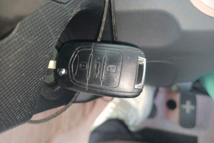 Used Wuling Hongguang MINIEV 2021 Macaron Premium Model – Lithium Iron Phosphate
