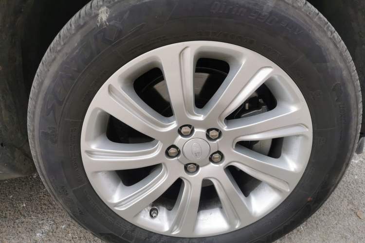 Used Land Rover Discovery Sport 2018 240 PS PURE Edition