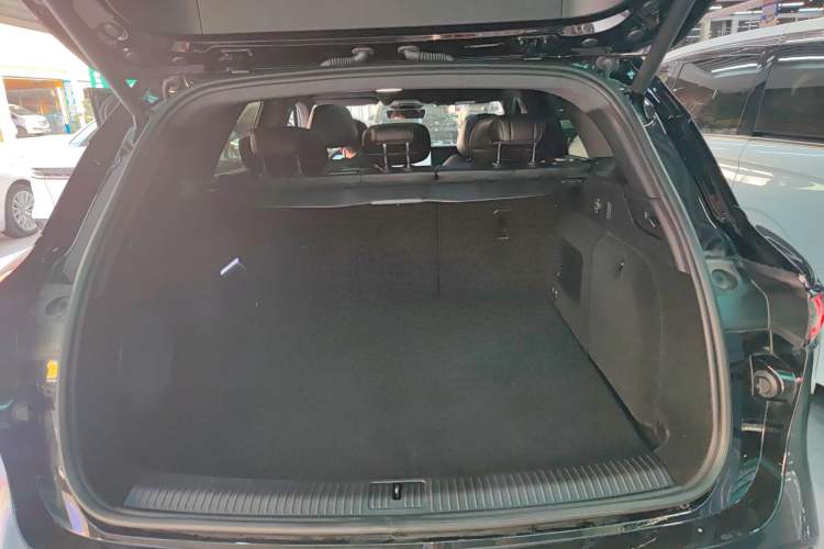 Used VOYAH FREE 2025 318 318 km Rear-Drive Touring Edition
