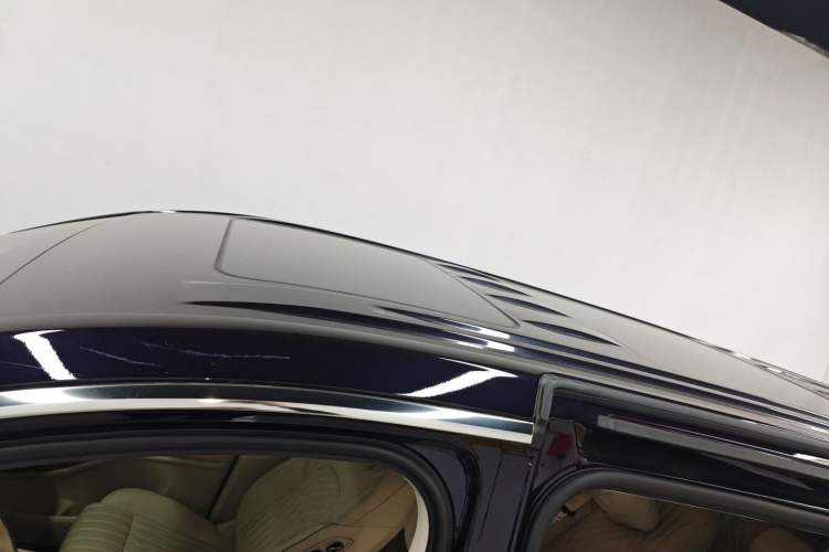 Used VOYAH Dream 2024 PHEV Ultra-Long Range Flagship Edition Roof