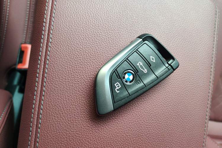 Used BMW 3 Series 2025 325Li M Sport Package Vehicle Key