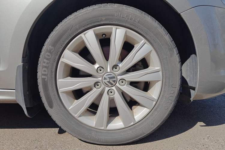 Used Volkswagen Sagitar 2014 Revised Version 1.4TSI Automatic Elite Edition