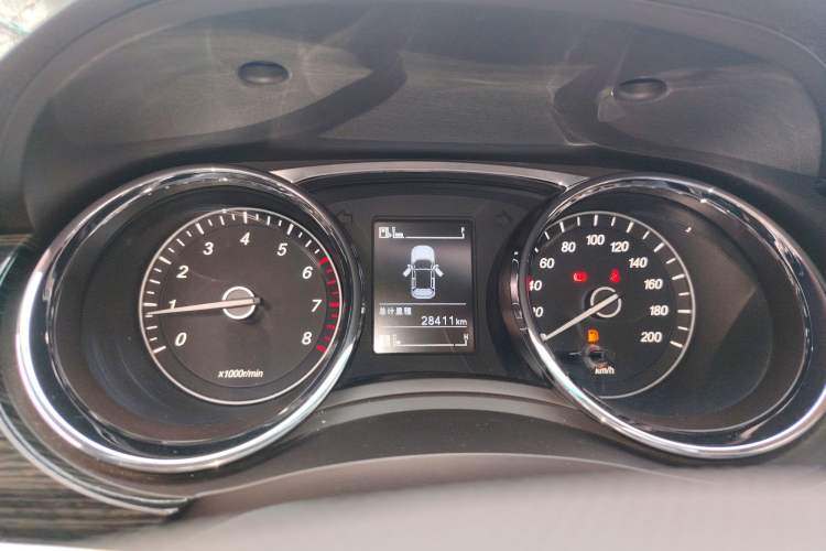 Used Baojun 730 2016 1.5T Manual Luxury Edition 7 Seats Instrument Cluster