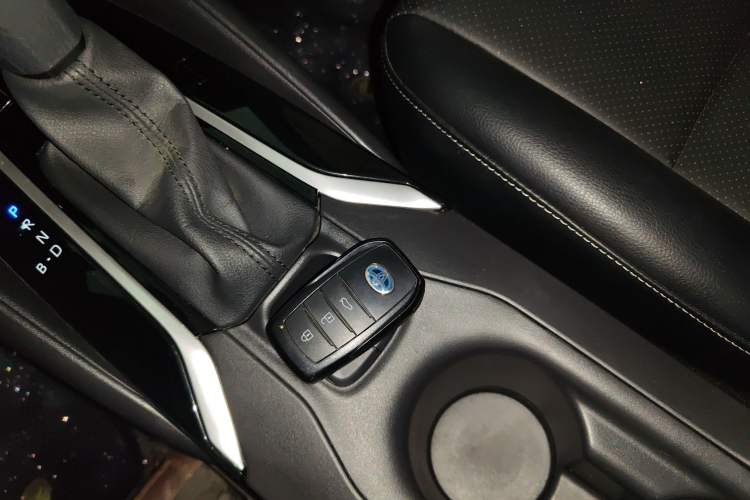 Used Toyota Corolla 2023 1.8L Smart Electric Hybrid Dual-Motor Pioneer Edition