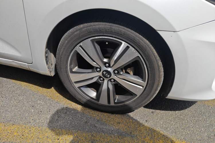 Used Kia K3 (Kai Shen) 2017 1.8L Automatic DLX Right Front Wheel Hub