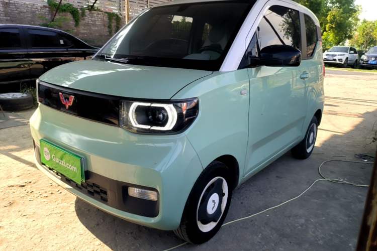 Used Wuling Hongguang MINIEV 2021 Macaron Fashion Edition Lithium-Ion Battery