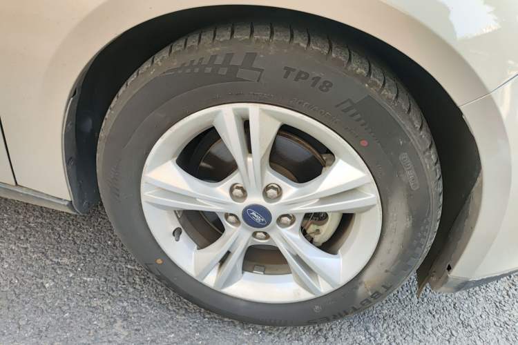 Used Ford Focus 2017 Sedan 1.6L Automatic Comfort Plus SmartDrive Edition
