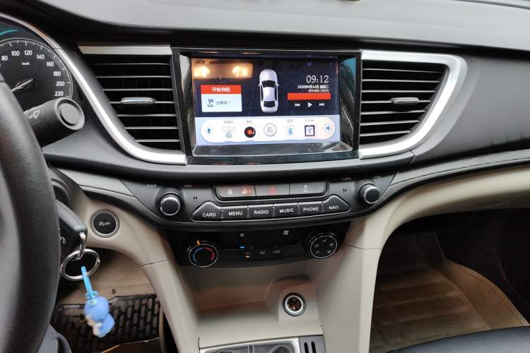 Used Buick GT 2015 15N Manual Elite Edition Audio And AC Panel