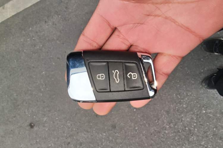 Used Volkswagen FAW-Volkswagen CC 2023 380TSI Striking Edition
