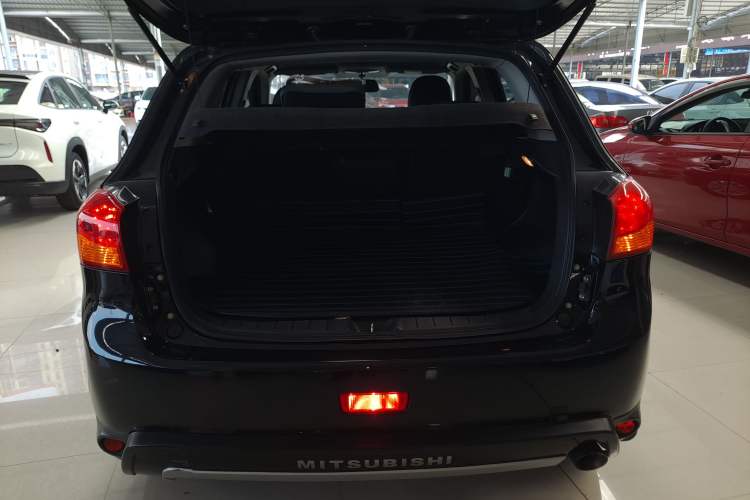 Used Mitsubishi ASX 2013 2.0L CVT Two-Wheel Drive Elite Edition