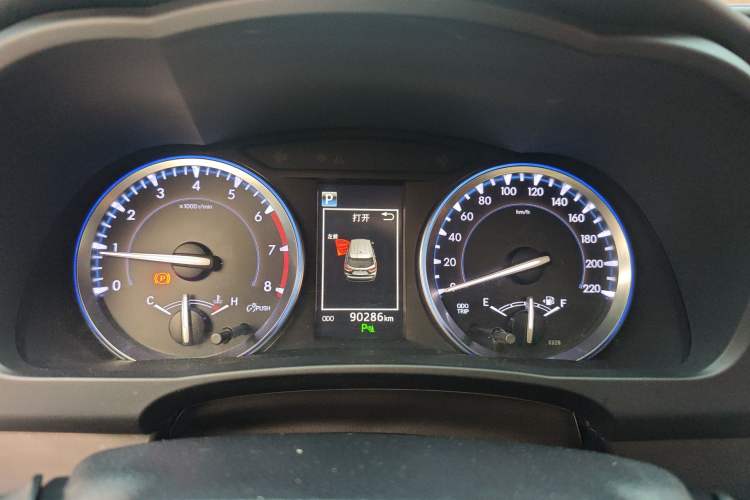 Used Toyota Highlander 2018 2.0T Four-Wheel Drive Knight Edition 7 Seats China VI Standard Instrument Cluster