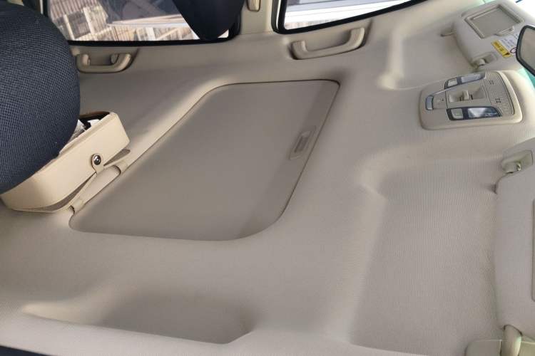 Used Geely Auto Vision X3 2017 1.5L Automatic Luxury Model Headliner