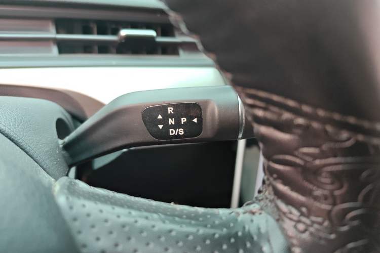 Used NETA V 2021 Long-Range Smart Edition Upgrade Model