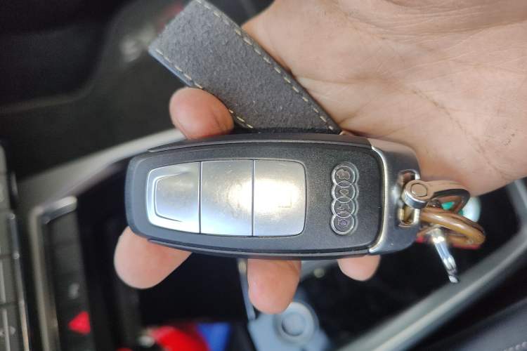 Used Audi A3 2024 Sportback 35 TFSI RS Performance Package Vehicle Key