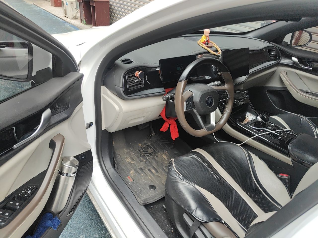 BYD Qin PLUS 2024 HONOR Edition DM-i 55KM Leading Model — снимка 16