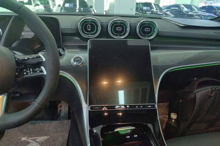 Used Mercedes-Benz C-Class 2024 Facelift C 260 L Night Edition Sport Version Audio And AC Panel