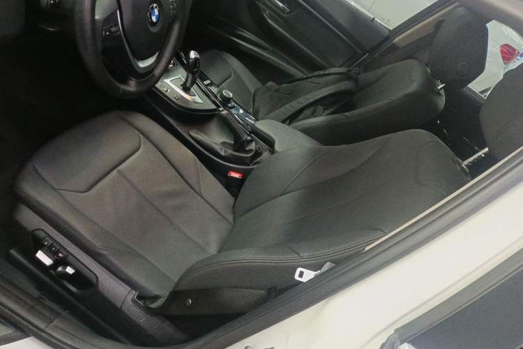 Used BMW 3 Series 2017 320Li Fashion Model
