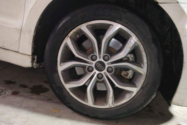 Used Geely Auto Emgrand GT 2016 2.4L Comfort Version