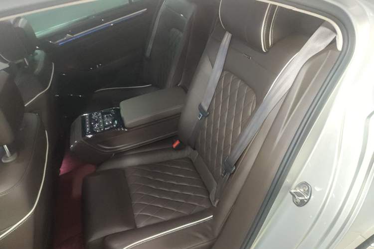 Used Volkswagen Phideon 2018 Revised Version 380TSI Two-Wheel-Drive Flagship Edition