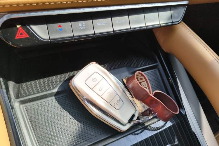 Used Geely Auto Monjaro L Extended Range Electric Version 2022 1.5T DHT Range-Extending Electric Supreme Edition