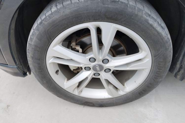 Used Audi Q3 2019 35 TFSI Fashionable and Elegant Model