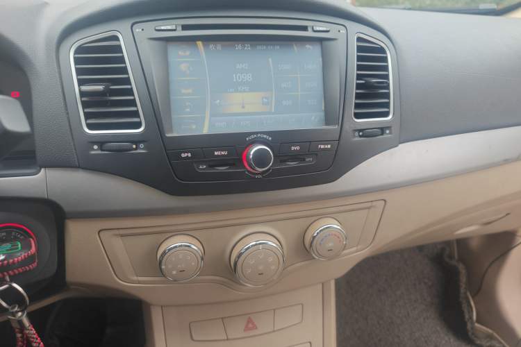 Used Roewe 350 2013 350S 1.5L Manual Xunchi Edition
