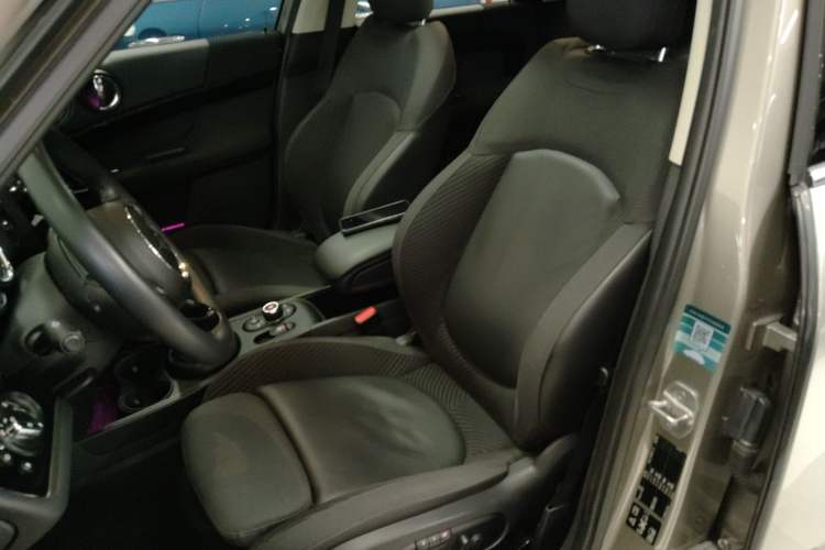 Used MINI Countryman 2018 1.5T COOPER ALL4 Classic Edition Left Front Seat