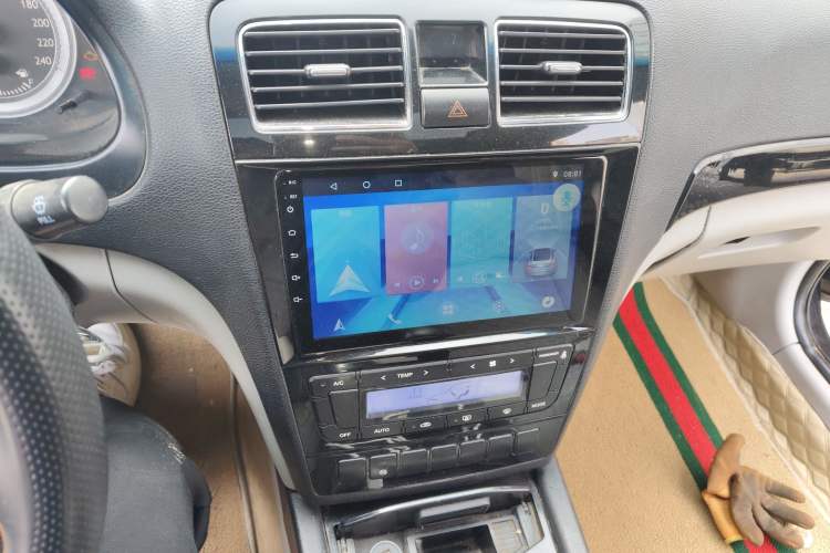 Used Geely Auto EC8 2013 2.0L Manual Elite Edition