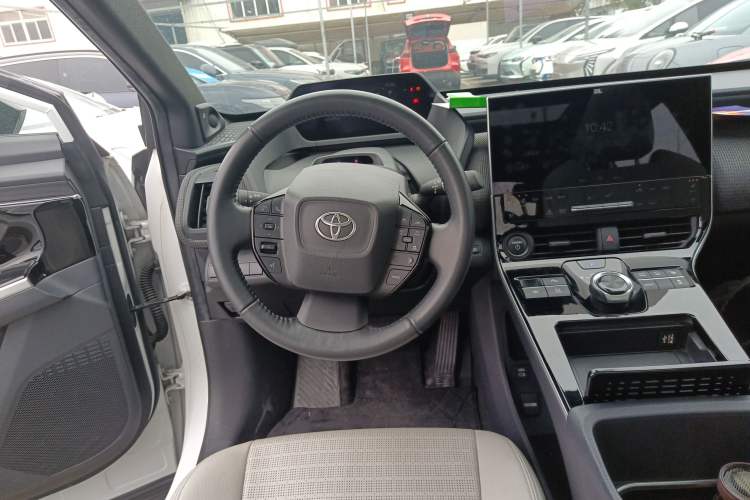 Used Toyota GAC bZ4X 2022 Long-Range Pro